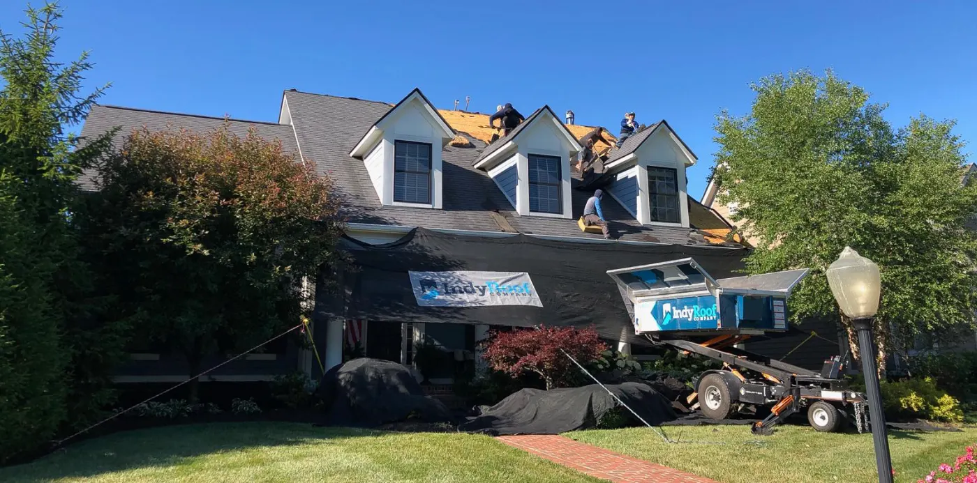Commercial roof inspection documented in Holliday Farms